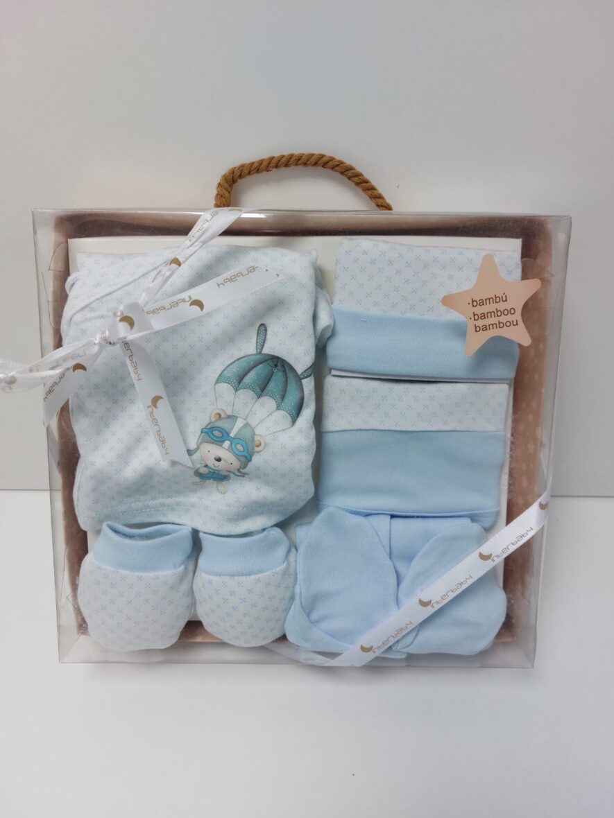 Conjunto nacimiento osito en paracaídas azul